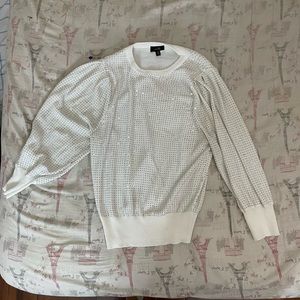 Selling this shirt because it did not fit. Brand new